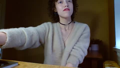 Rose online show from 5, 11, 2025