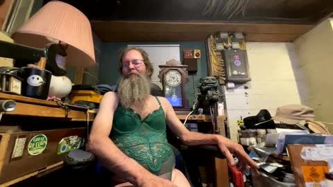 Snapshot of safety_fist chatting on 18, 1, 2025 safety_fist online show from 18, 1, 2025