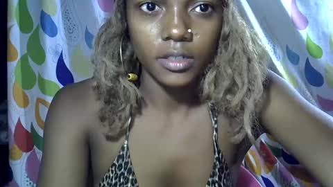 safira19 online show from 13, 9, 2025