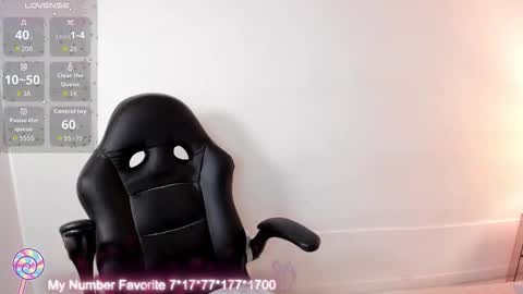 Snapshot of sagitariuus_girll chatting on 21, 11, 2025 Sagitarius Girl online show from 21, 11, 2025