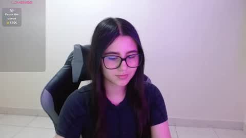 Sahaliefox  online show from 22, 11, 2025