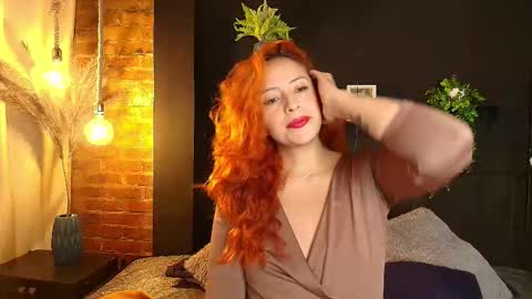 Snapshot of sahra_tayl0r_ chatting on 3, 11, 2025 SARA online show from 3, 11, 2025