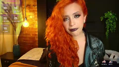 Snapshot of sahra_tayl0r_ chatting on 15, 12, 2025 SARA online show from 15, 12, 2025