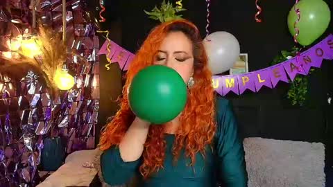 Snapshot of sahra_tayl0r_ chatting on 30, 4, 2026 SARA online show from 30, 4, 2026