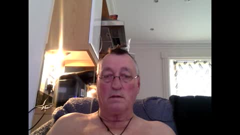 sail_naked online show from 12, 1, 2025