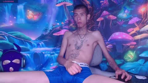 Snapshot of saint_boyy chatting on 4, 2, 2025 saint boy online show from 4, 2, 2025