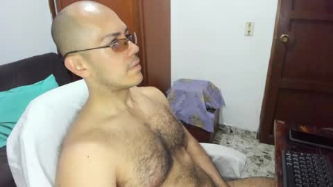 Snapshot of saintedy01 chatting on 28, 4, 2026 saintedy01 online show from 28, 4, 2026