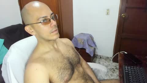 Snapshot of saintedy01 chatting on 6, 5, 2026 saintedy01 online show from 6, 5, 2026