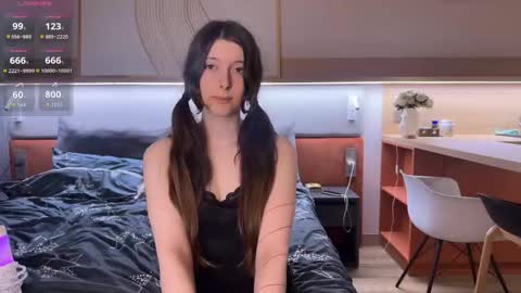 Snapshot of saintsroww chatting on 14, 12, 2025 Alice online show from 14, 12, 2025