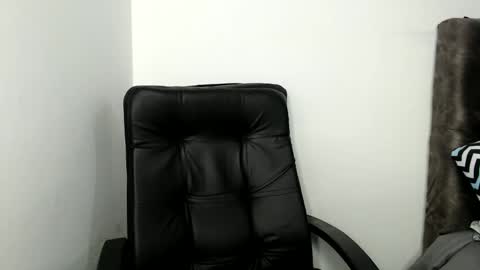 Snapshot of sakhmett chatting on 18, 12, 2025 Sarah online show from 18, 12, 2025