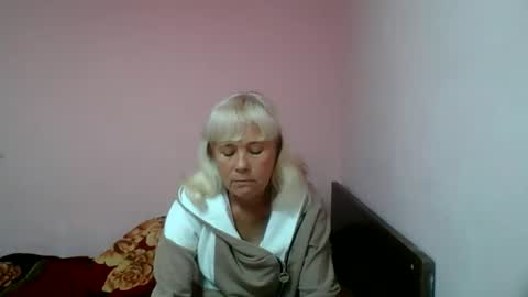 Snapshot of sakura_blonde chatting on 24, 9, 2025 sakura_blonde online show from 24, 9, 2025