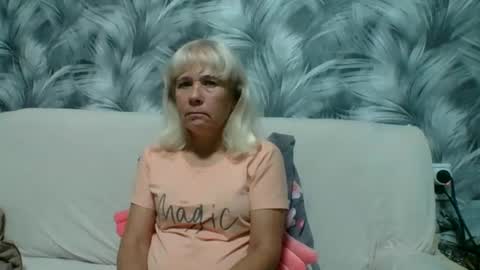 Snapshot of sakura_blonde chatting on 1, 10, 2025 sakura_blonde online show from 1, 10, 2025