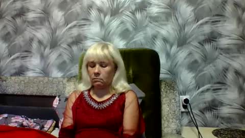 sakura_blonde online show from 4, 11, 2025