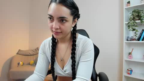 Snapshot of sakura_harper chatting on 1, 3, 2025 Sakura Harper online show from 1, 3, 2025