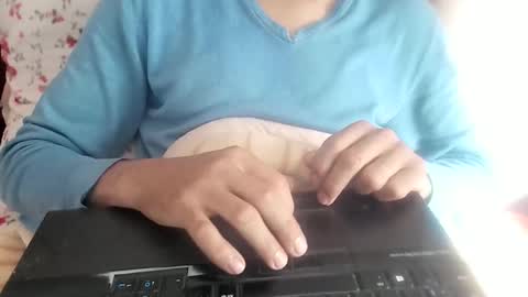 salah442765 online show from 24, 4, 2026