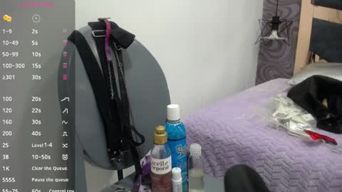 salii_poison online show from 3, 1, 2025