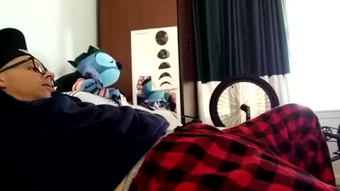 salis1981 online show from 9, 2, 2025