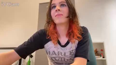 Sally Vae online show from 21, 4, 2026