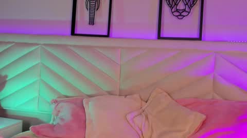 Snapshot of sally_white_ chatting on 28, 12, 2024 Sally White online show from 28, 12, 2024