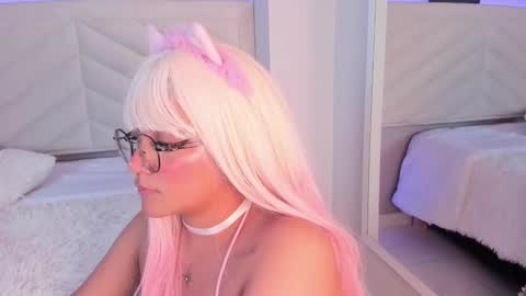 Snapshot of sally_white_ chatting on 4, 2, 2025 Sally White online show from 4, 2, 2025