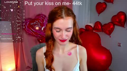 Snapshot of sallybiscuit chatting on 14, 2, 2025 Sally online show from 14, 2, 2025