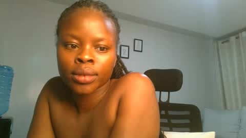Snapshot of sallysasha254 chatting on 5, 2, 2025 sallysasha254 online show from 5, 2, 2025