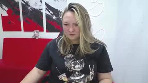 Snapshot of sallyverda chatting on 8, 7, 2026 Sally online show from 8, 7, 2026