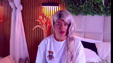 Snapshot of salmaroze chatting on 12, 5, 2026 SalmaRoze online show from 12, 5, 2026