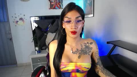 Snapshot of salo_hot01 chatting on 5, 11, 2025 SALO HOT online show from 5, 11, 2025