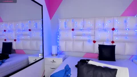 Snapshot of salome_rouse chatting on 5, 3, 2025 Salome Rose online show from 5, 3, 2025