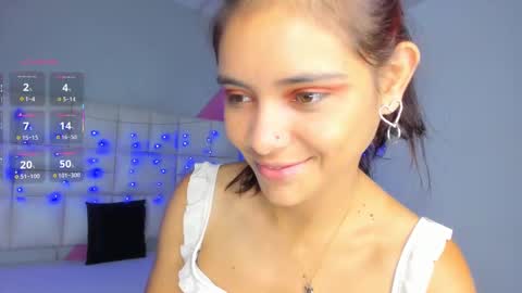 Snapshot of salome_rouse chatting on 10, 9, 2025 Salome Rose online show from 10, 9, 2025