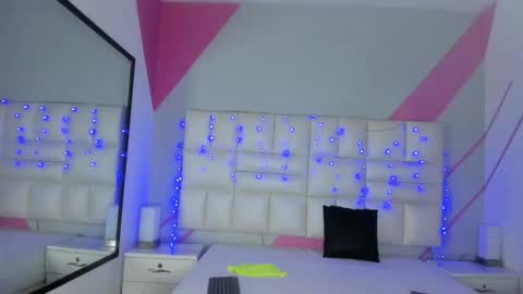Snapshot of salome_rouse chatting on 10, 10, 2025 Salome Rose online show from 10, 10, 2025