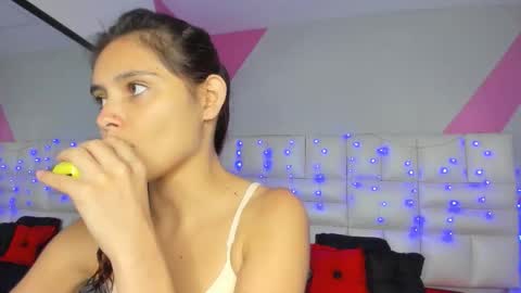 Snapshot of salome_rouse chatting on 15, 10, 2025 Salome Rose online show from 15, 10, 2025