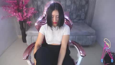 Snapshot of salome_stockman_sub chatting on 8, 10, 2025 Salome online show from 8, 10, 2025