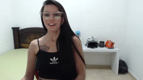 Snapshot of salome_sweet4_ chatting on 31, 1, 2025 salome online show from 31, 1, 2025