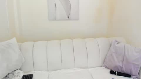 Salome velour online show from 14, 2, 2026