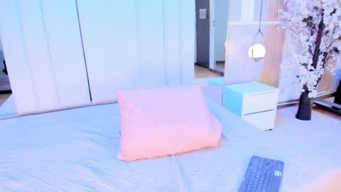 Snapshot of salomebenz_01 chatting on 18, 7, 2026 Salome benz online show from 18, 7, 2026