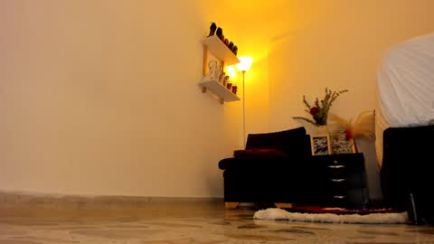 Snapshot of salomekross_ chatting on 8, 2, 2025 Salome Kross online show from 8, 2, 2025