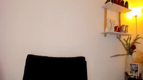 Snapshot of salomekross_ chatting on 26, 2, 2025 Salome Kross online show from 26, 2, 2025