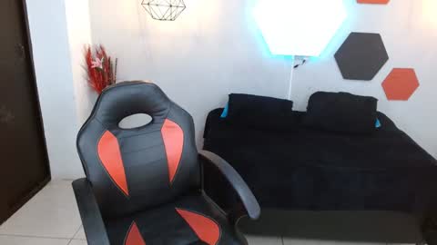 Snapshot of salomeswet chatting on 26, 2, 2025 martina online show from 26, 2, 2025