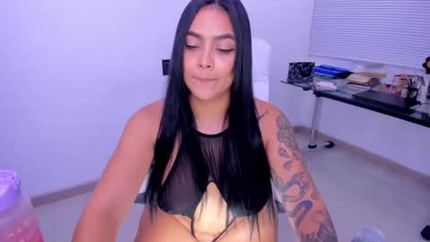Salomme Cruz online show from 23, 2, 2025