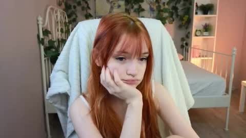 Snapshot of salt_mira chatting on 14, 11, 2025 salt_mira online show from 14, 11, 2025