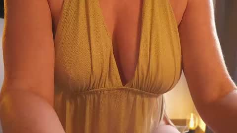 IsaBella-  online show from 7, 4, 2026