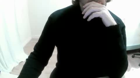 Saltimbanquier  Salt  ou  Banquier  online show from 2, 12, 2024