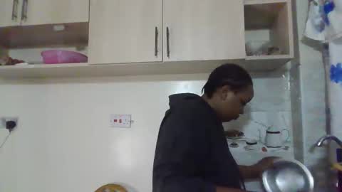 salty_surprise_ online show from 15, 12, 2025