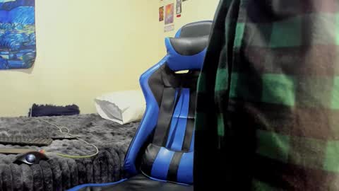 Snapshot of salvatore_dereck chatting on 24, 10, 2025 online show from 24, 10, 2025