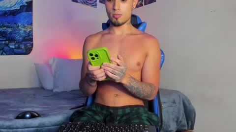Snapshot of salvatore_dereck chatting on 26, 2, 2026 online show from 26, 2, 2026