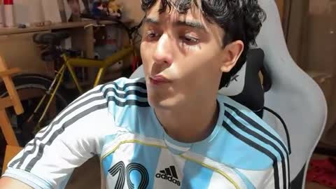 salvatore_montt online show from 16, 6, 2026