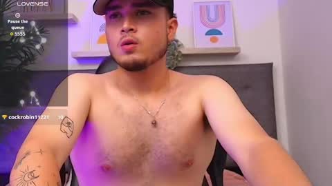 Snapshot of salvatore_muller chatting on 8, 10, 2025 Salvatore online show from 8, 10, 2025