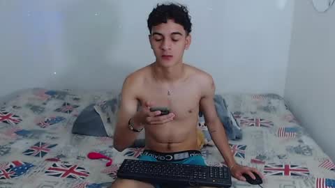 sam__cute online show from 22, 4, 2026